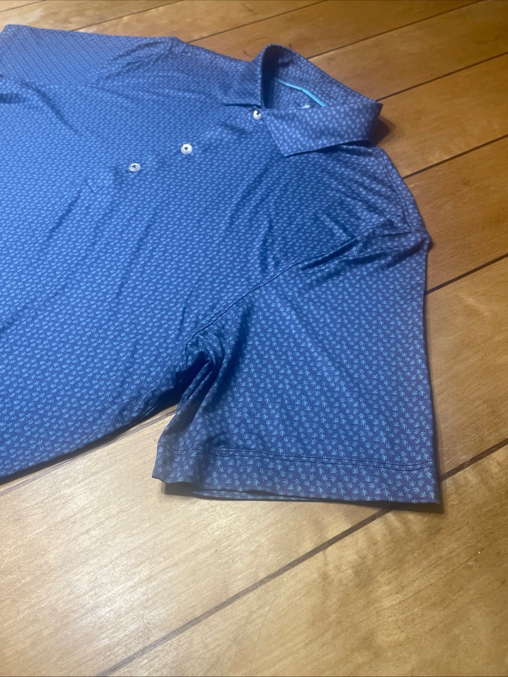 johnnie-O Featherweight Performance Men’s Medium Lake Gallo Golf Polo Shirt